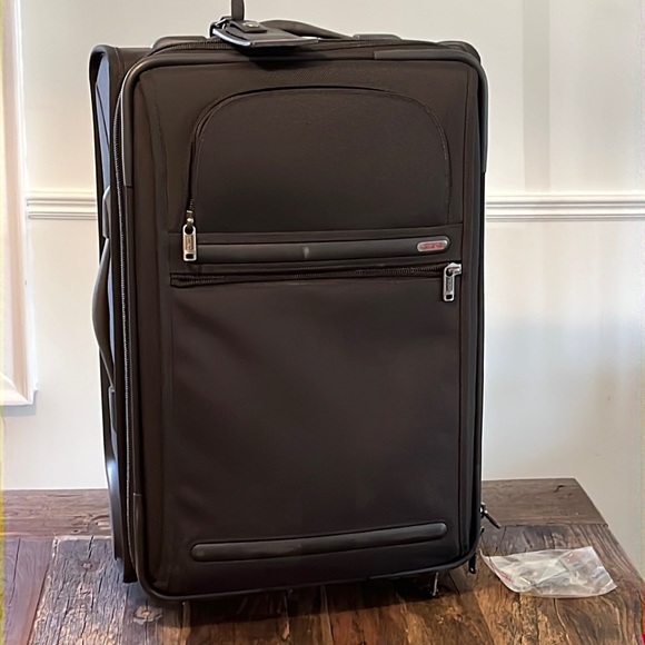 Nwt Tumi Alpha 3 Softside 